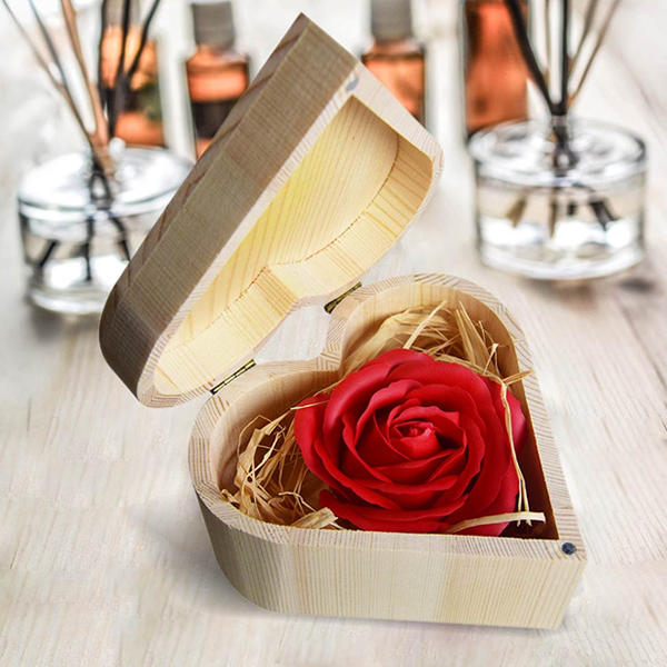 Мини-коробочка с 9 шоколадными розами M9-G-BZ